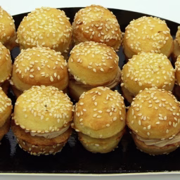 15 Mini briochés au bloc de foie gras de canard